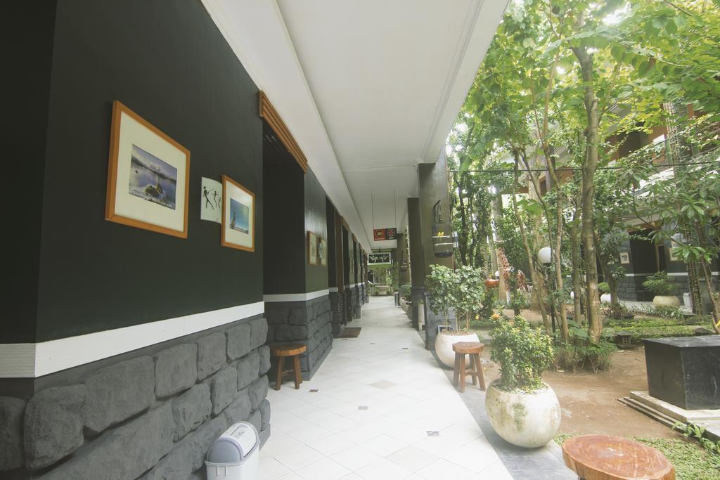 Savita Garden Inn Yogyakarta Kültér fotó